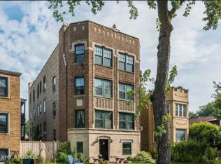 1323 Seward St APT 3, Evanston, IL 60202