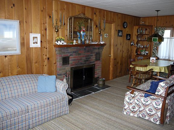 3rd image of 56525 County Road 48