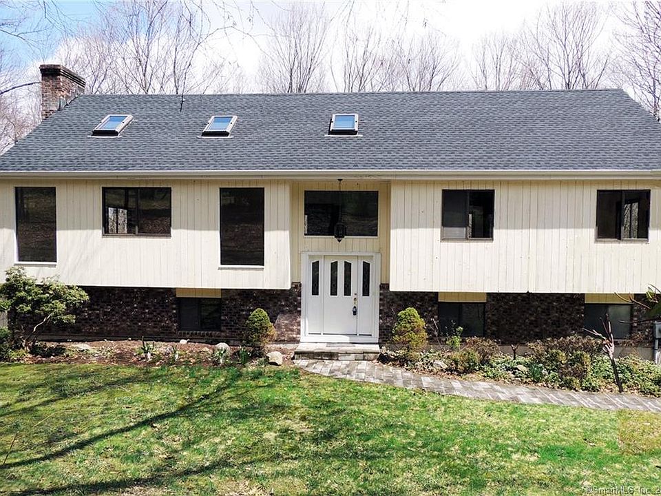 2nd image of 57 Deacon Abbott Rd