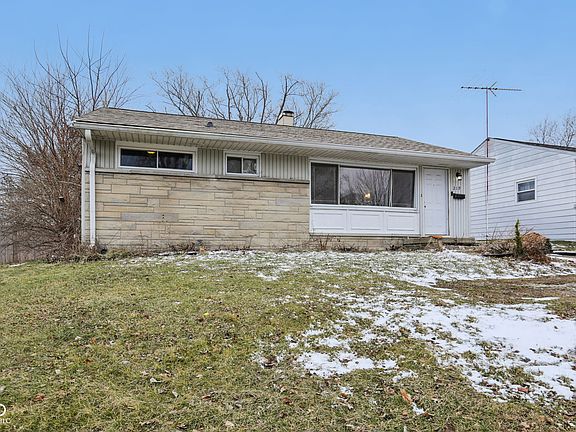 2nd image of 219 E McKenzie Rd