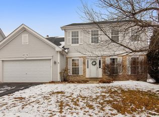 2570 Biltmore Cir, Aurora, IL 60503