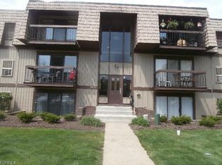 9831 Sunrise Blvd UNIT P26, North Royalton, OH