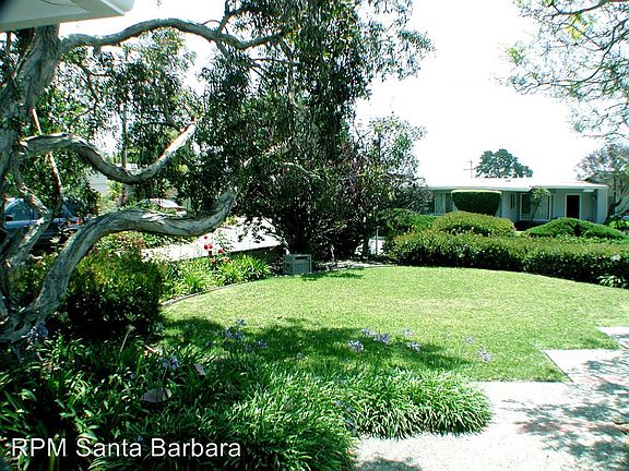 2nd image of 162 La Vista Grande