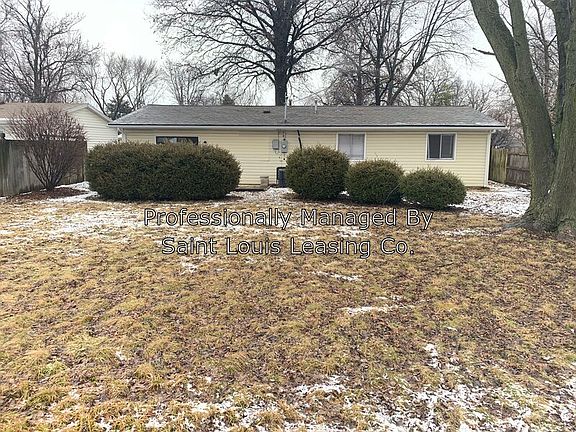 3rd image of 504 Saratoga Ln