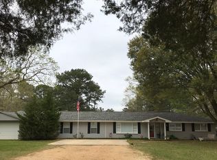 156 Harris Rd, Elmore, AL 36025