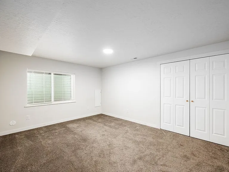 5338 W Iron King Dr #B — Photo 5