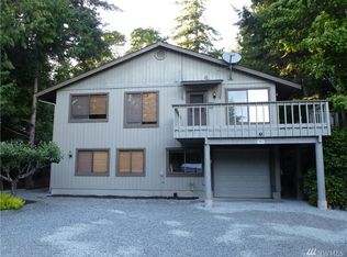 393 Chilkat Pl, La Conner, WA 98257