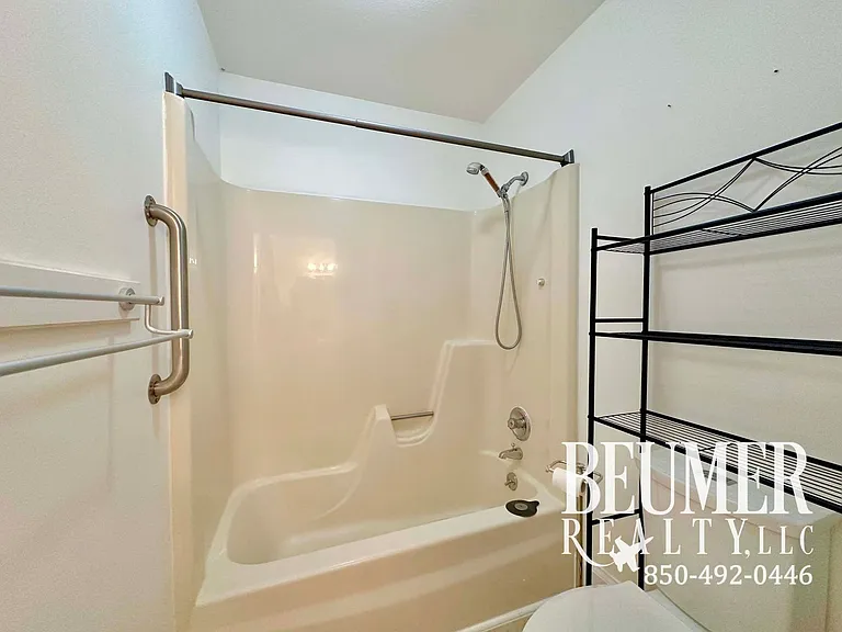 4833 Huron Dr — Photo 16