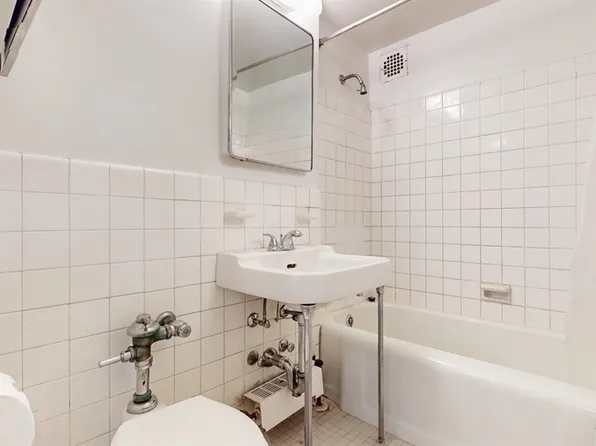 55 East End Avenue image 13 of 14