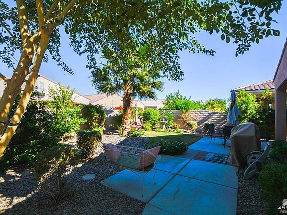 5th image of 81664 Avenida De Baile