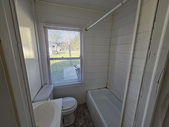 5th image of 1301 Avenue A Unit C3-b-arcc3