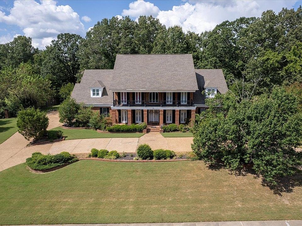1st image of 9551 Fox Hill Cir S