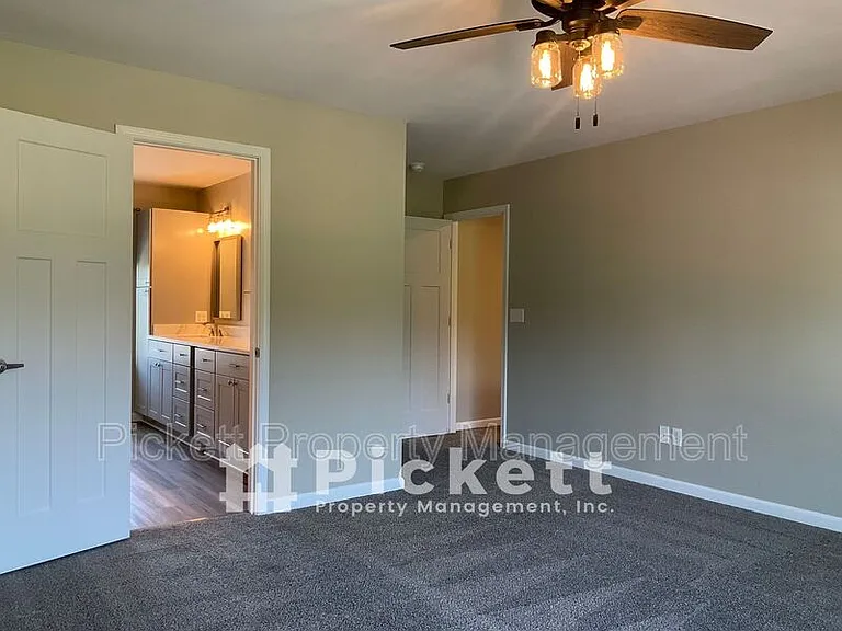 4417 Chanting Cir SW — Photo 13