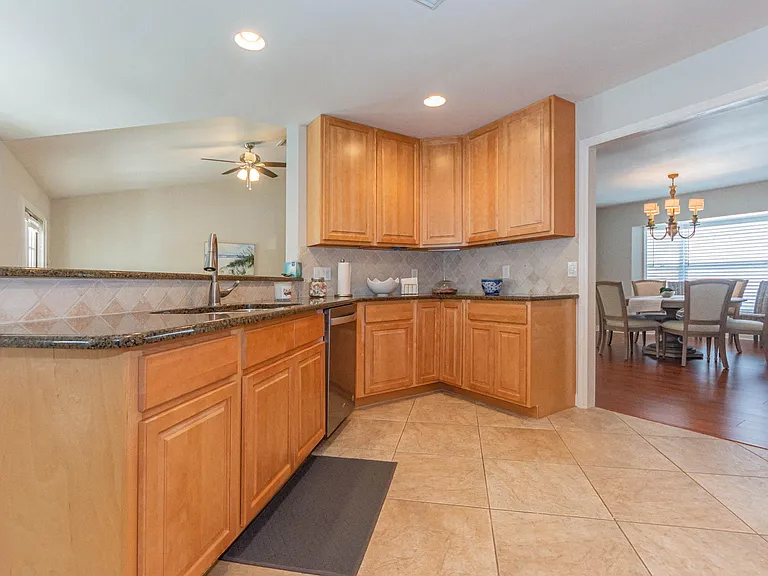 2225 Silver Sands Ct — Photo 11