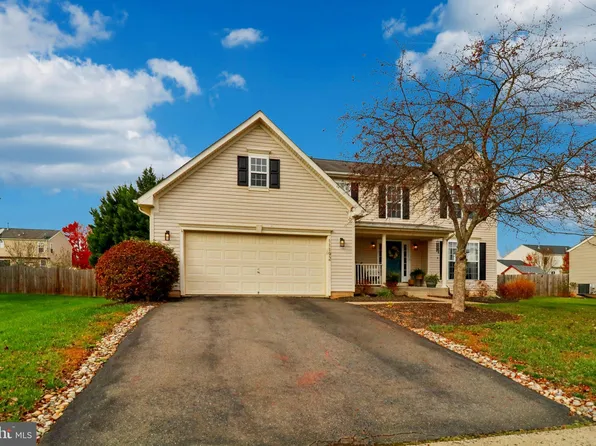 11192 Freedom Ct, Bealeton, VA 22712