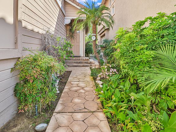 5th image of 3121 La Casa Ct