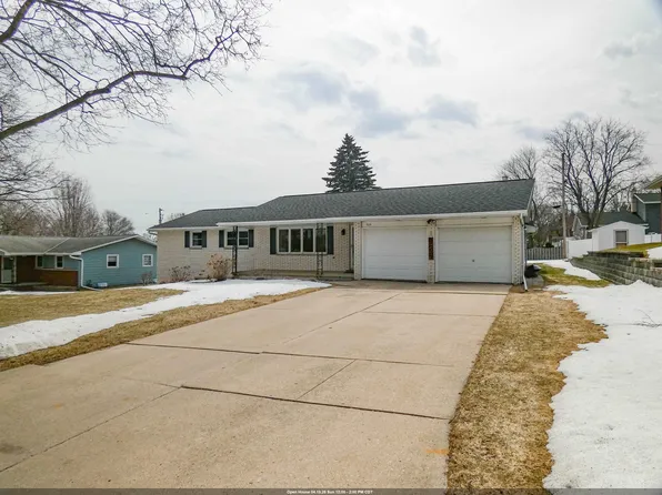 929 Marvelle Ln, Green Bay, WI 54304