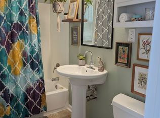 Edgemoor Townhomes, Wichita, KS 67208