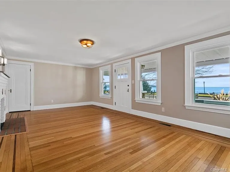 223 Townsend Ave #1 — Photo 5