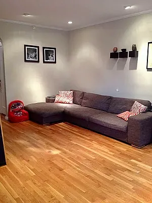 Rented by Daniel Gale Sotheby's International Realty | media 8