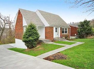 208 Parkedge Rd, Pittsburgh, PA 15220