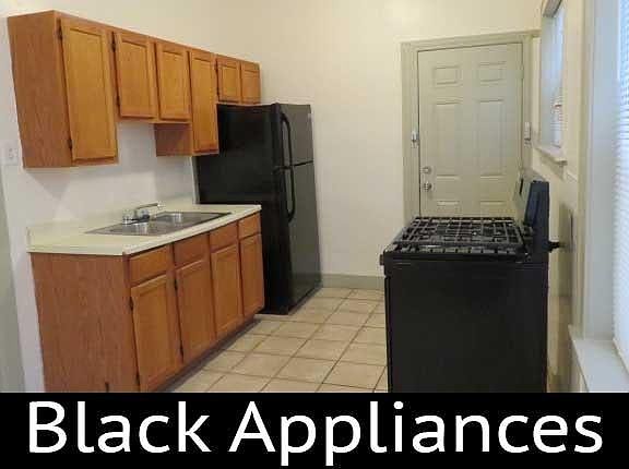 2nd image of 6717 S Paxton Ave #2