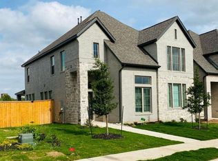 820 Azul Lagoon Dr #4, Leander, TX 78641