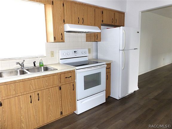5th image of 3553 E Theresa Ln #A