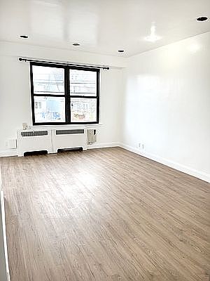 3rd image of 86-05 Eliot Ave Floor 2