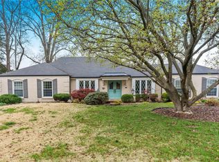 168 Saddleford Dr, Chesterfield, MO 63017