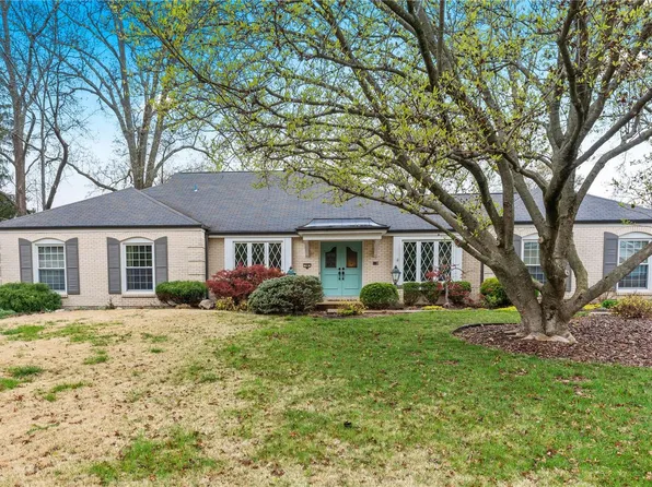 168 Saddleford Dr, Chesterfield, MO 63017