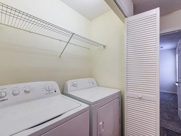 Chason Ridge Apartment Homes — Photo 14