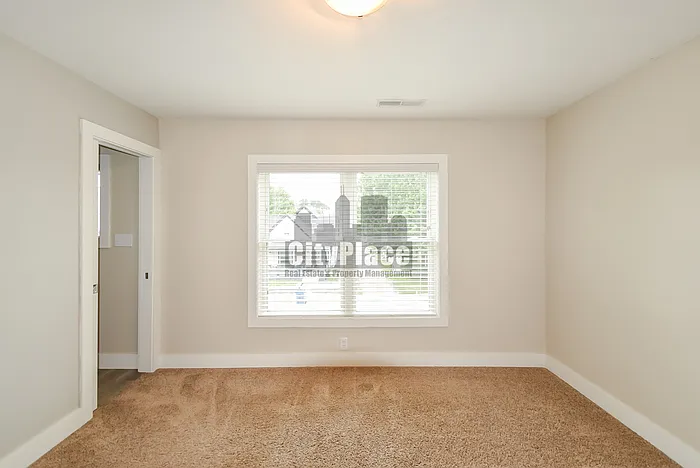 1223 E New York St — Photo 18