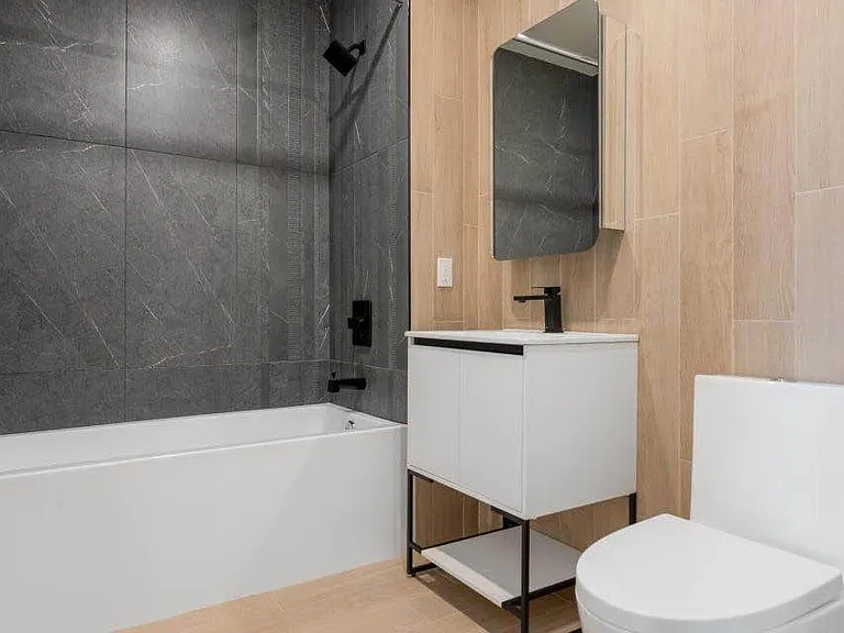 102 E 53rd St #5B — Photo 5