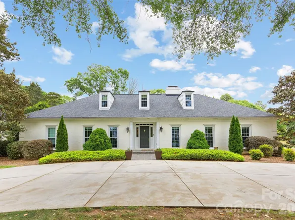 3921 River Ridge Rd, Charlotte, NC 28226