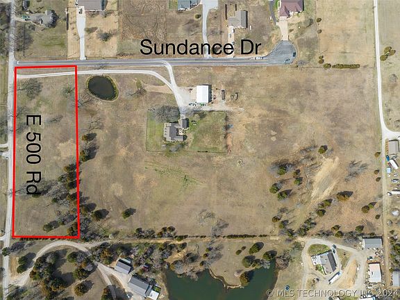 2nd image of 3 S Sundance Dr
