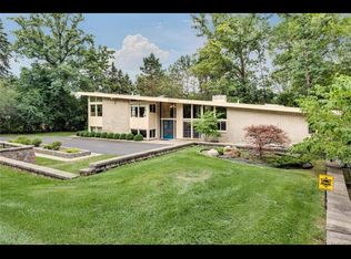 1237 Lone Pine Rd, Bloomfield Hills, MI 48302