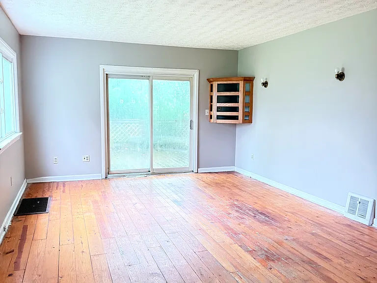 1650 Lockwood Rd — Photo 6