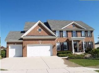 13240 S Skyline Dr, Plainfield, IL 60585