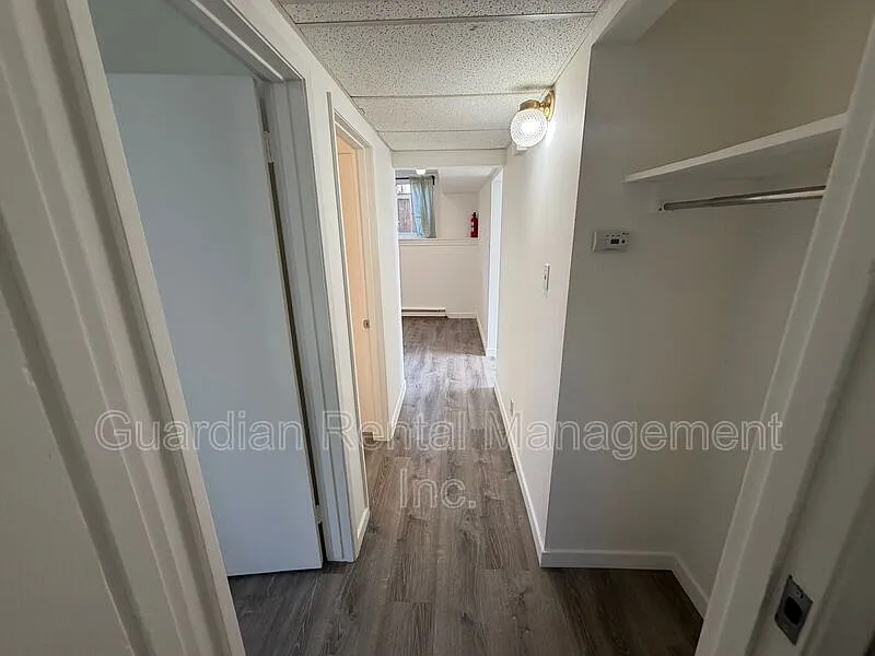 1 bed, 1.0 bath, 600 sqft, $1,800 — Photo 3