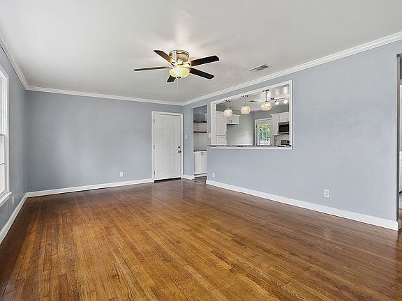 4th image of 3260 Mimosa Park Dr