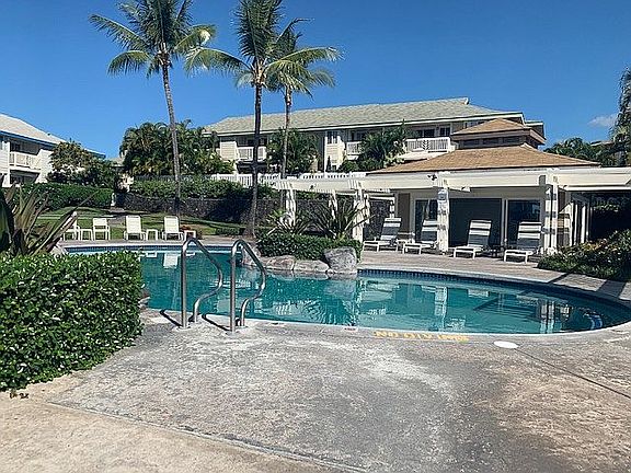 3rd image of 75-6081 Alii Dr Unit Cc 203