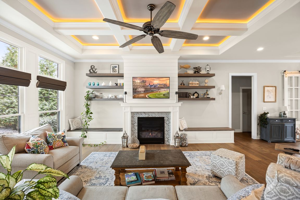 next background image