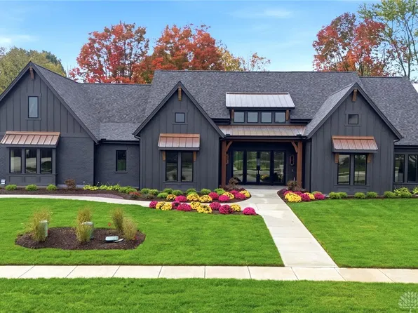 4153 Tulip Tree Dr, Dayton, OH 45440