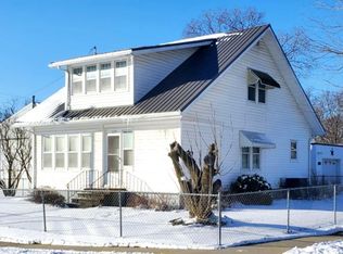 209 Hayes St E, Hazleton, IA 50641