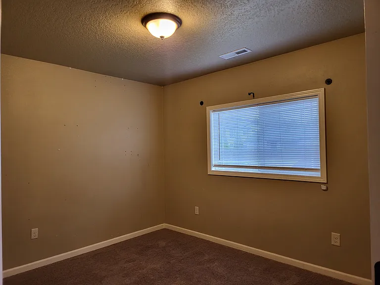 476 Marino Dr N — Photo 13