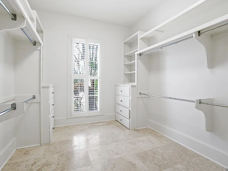 926 Crown Aly — Photo 18