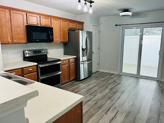 3rd image of 1410 Bunny Ct #1410