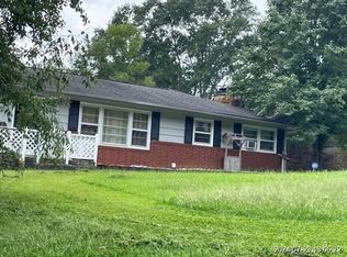 720 Poplar St, Toccoa, GA 30577