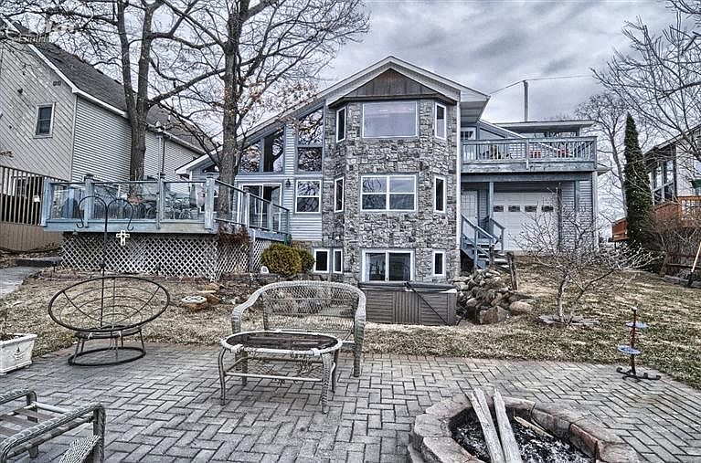 1st image of 16274 Knobhill Dr